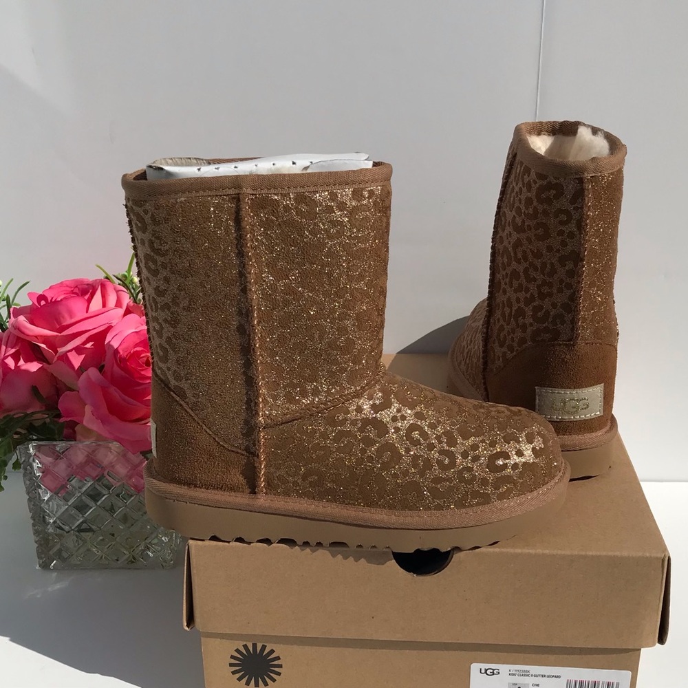 UGG Classic II Glitter Leopard